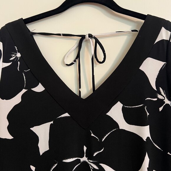 Black and White Floral Mini Dress - Picture 3 of 4